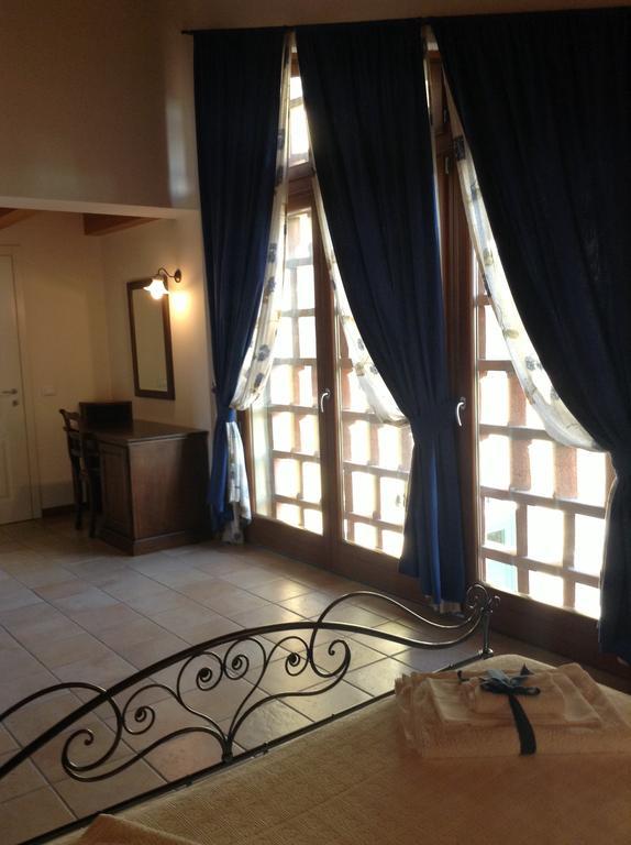 Agriturismo Anna Caterina Castelnuovo del Garda Phòng bức ảnh
